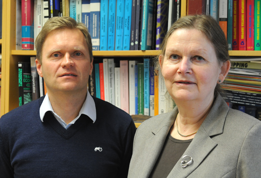 Kurt R. Brekke og Siri Pettersen Strandenes (Foto: Hallvard Lyssand)