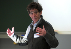 Kjell Grønhaug, Doktorgradskollokvium 2010 (Foto: Hallvard Lyssand)