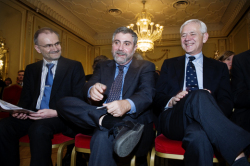 Knut Anton Mork, Paul Krugman and Victor D. Norman
