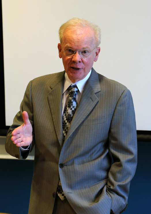 Professor Ray Ball (Foto: Hallvard Lyssand)