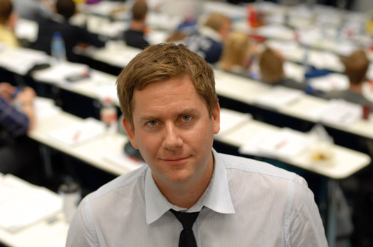 NHH-alumni og kommersiell direktør i Norwegian, Daniel Skjeldam. (Foto: Hallvard Lyssand)