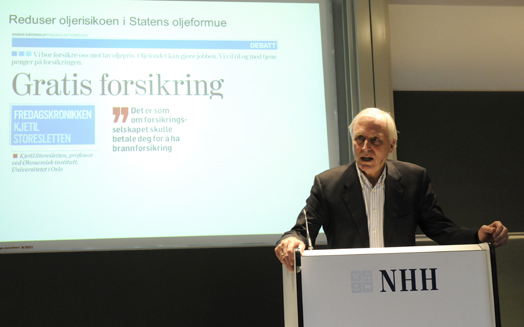 Professor Thore Johnsen, Lehmkuhl-konferansen 2012 (Foto: Hallvard Lyssand)