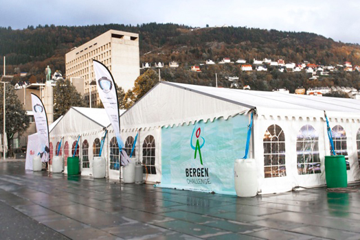 Bergen Challenge har hovudkvarter på Festplasssen (Foto: Bergen Challenge)